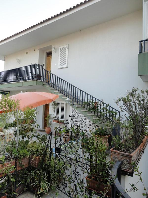 Acirealevacanze - Romantica Camera Sul Mare Exterior photo